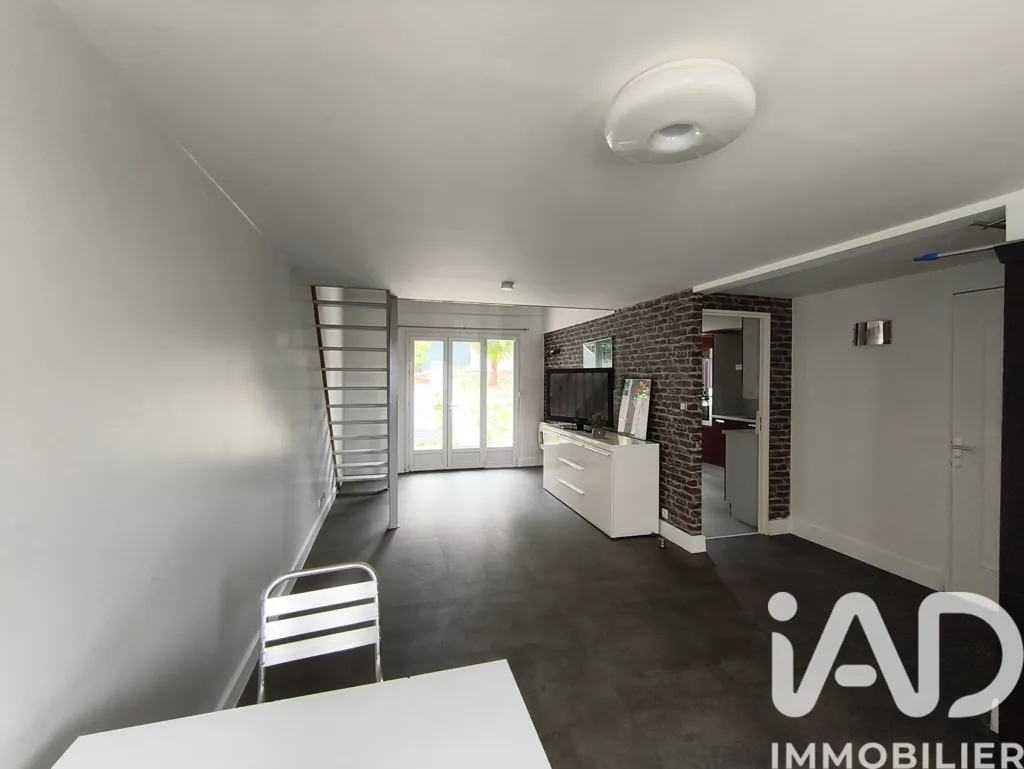 Séjour - Maison rénovée avec jardin et terrasse à Limoges