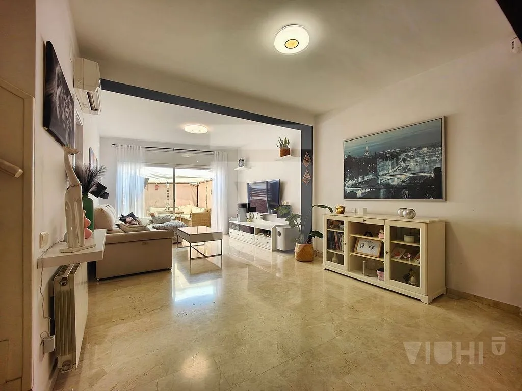 Soggiorno - Duplex Flat with Patio in Montgat