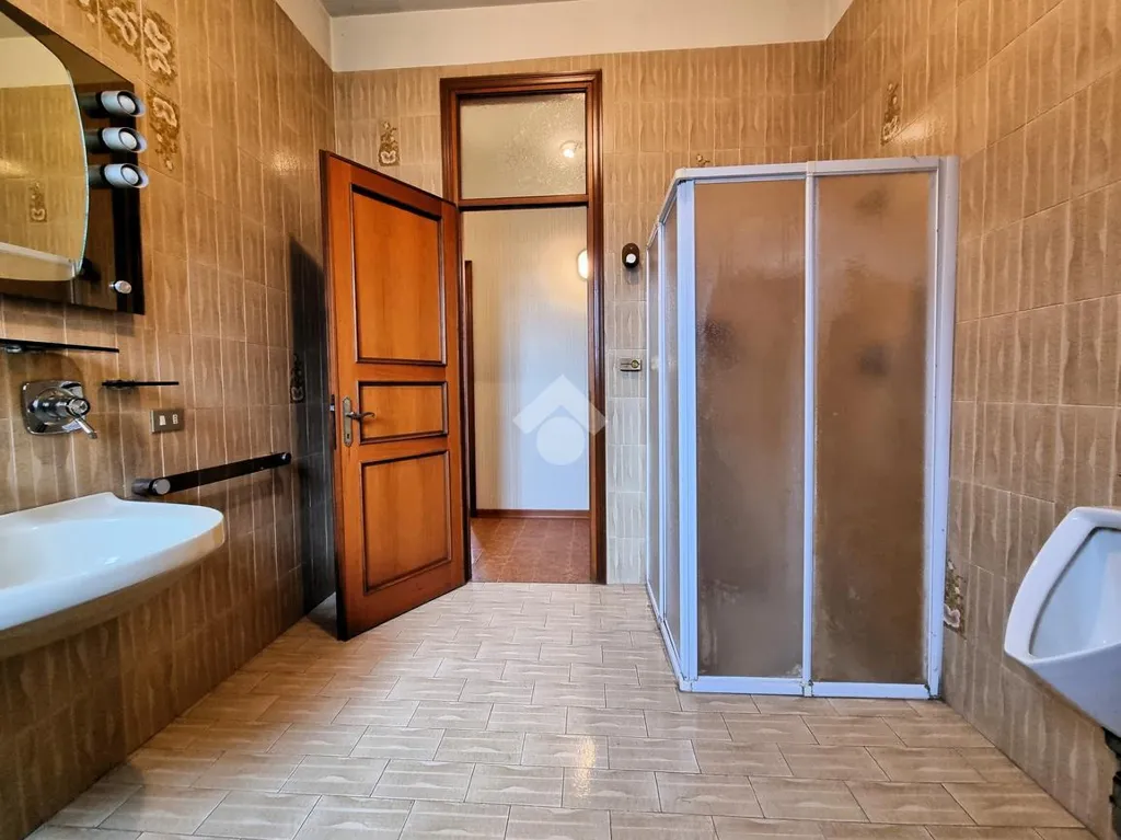 Salles de bain - Villa with Garden in Borgo Virgilio