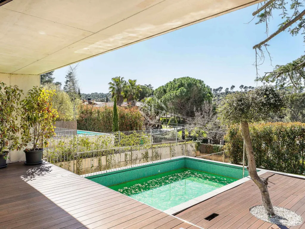 Bassein - Minimalist Villa with Infinity Pool in El Golf, Sant Cugat