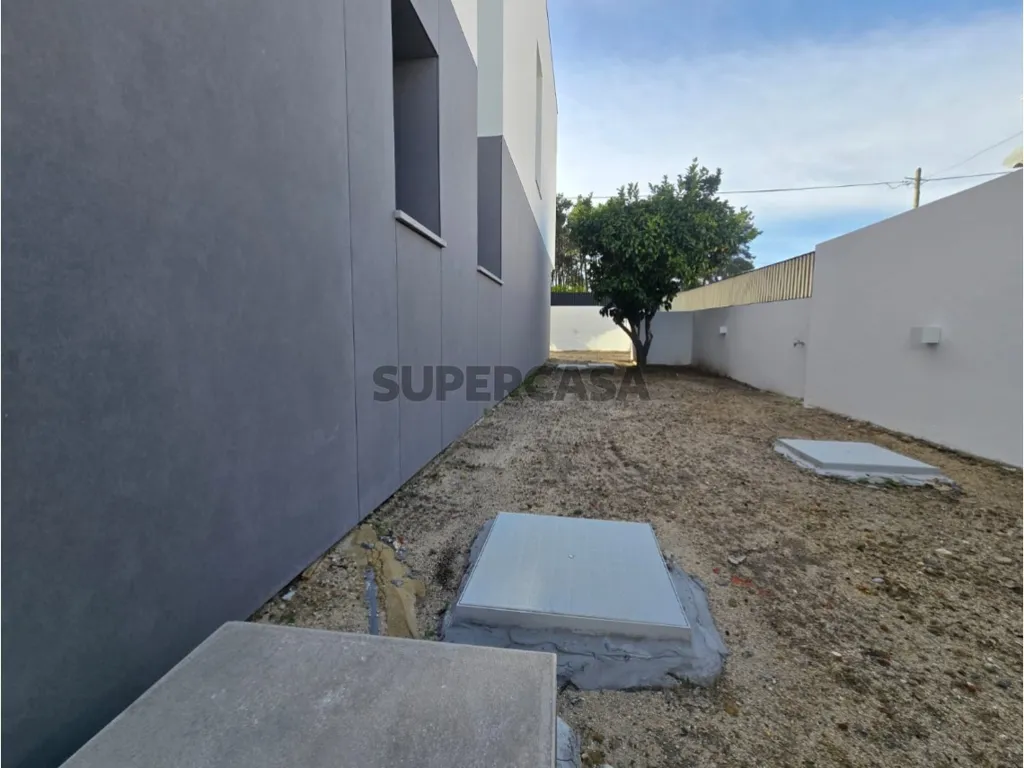 Jardin - Duplex House with Pool in Aroeira