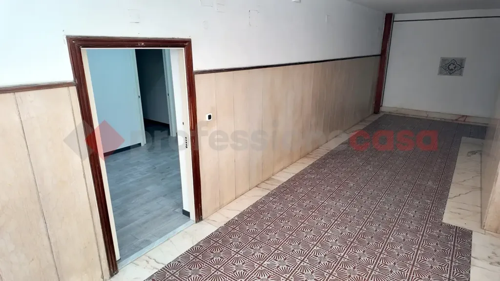 Hallway - Rusticated Flat with Balcony in Portici