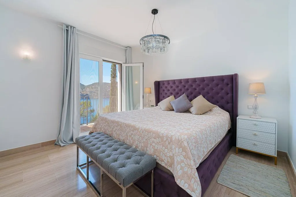 Chambres - Luxury Villa with Sea View in Camp de Mar