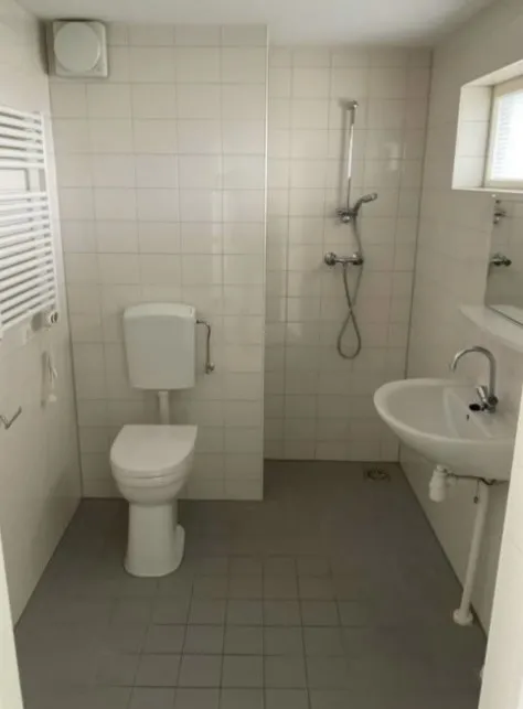 Bagni - Gallery Flat near Amstel River in Amsterdam