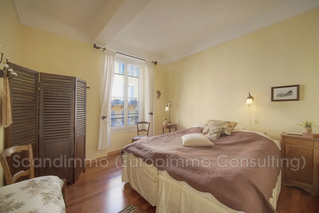 Bedrooms - 3-Bed Apartment with South Terrace in Nice