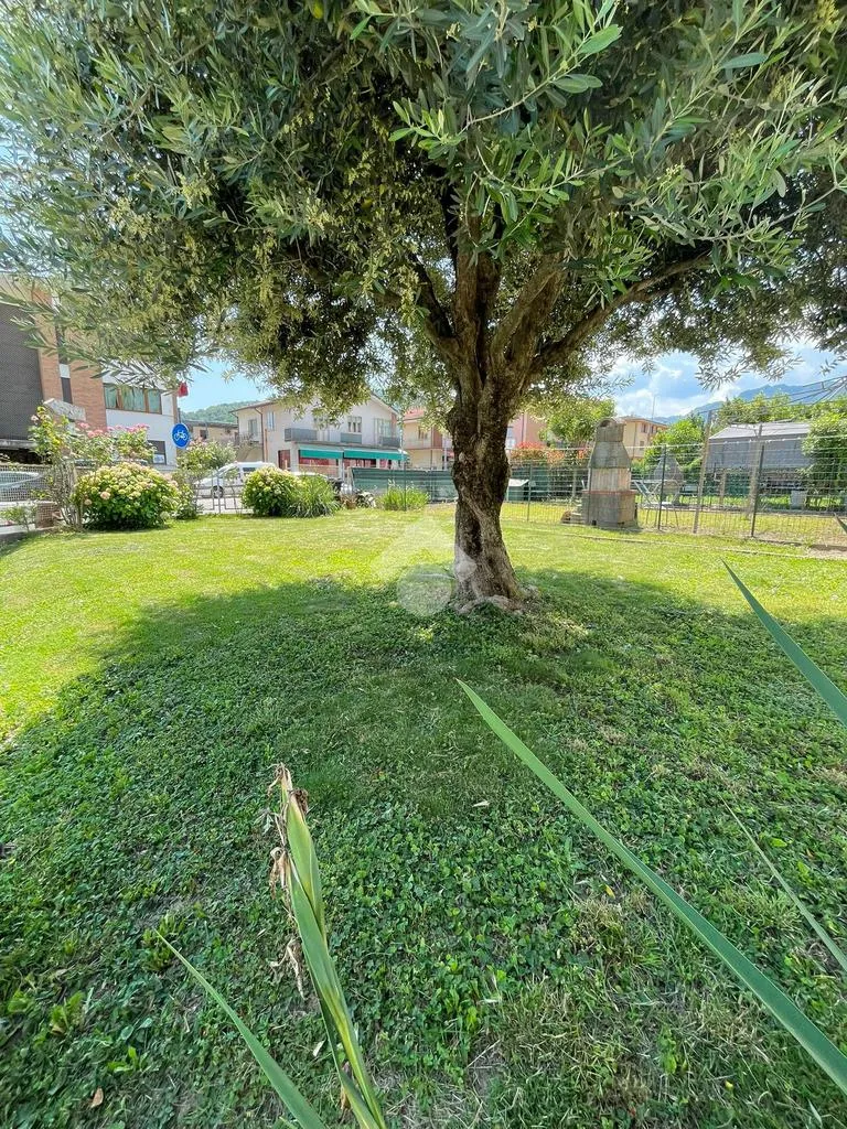 Giardino - Bright Two-Bedroom Apartment with Terrace in Schio