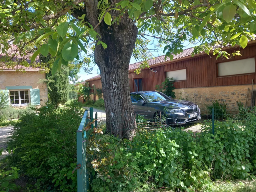 Extérieur - Corps de ferme en pierre avec piscine près de Sarlat