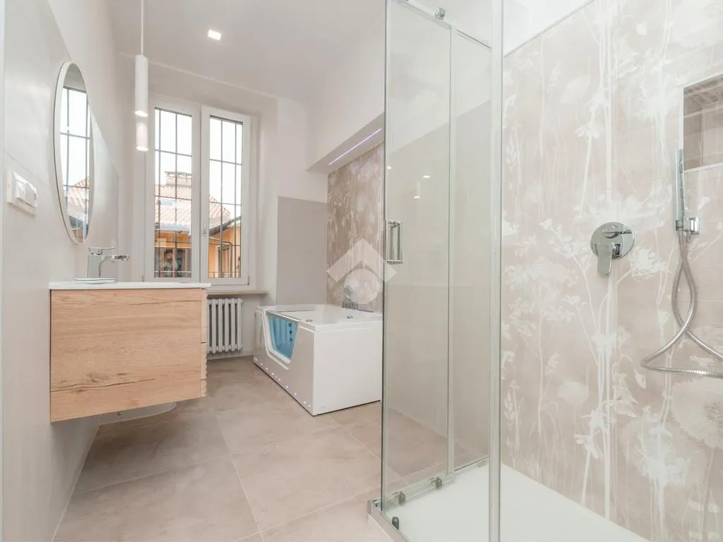 Salles de bain - Completely Reworked Apartment in Giaveno