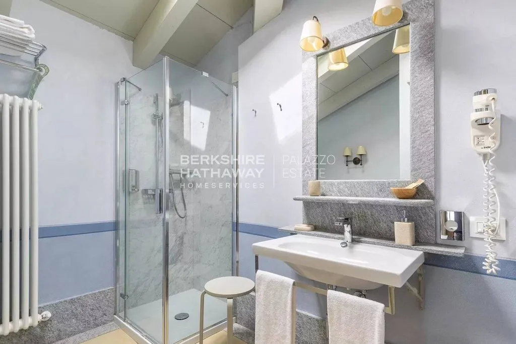 Salles de bain - Luxury Villa with Pool in Agliano Terme