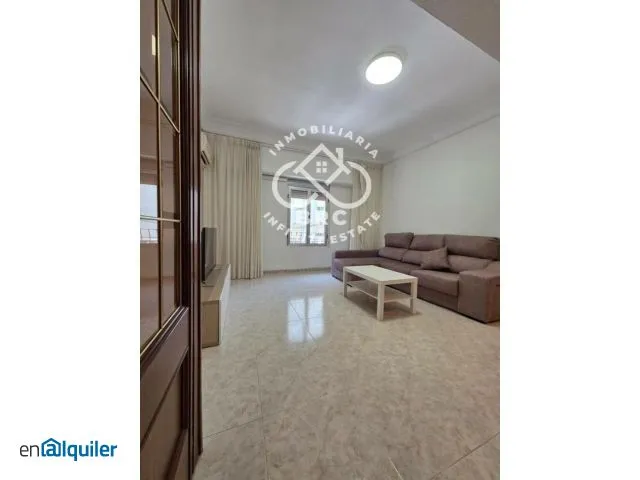 Elutuba - 4 magamistoaga korter asukohas Valencia