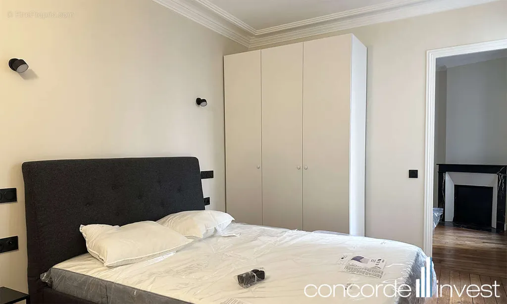 Magamistoad - Refurbished Apartment with South-Facing View in Monclar