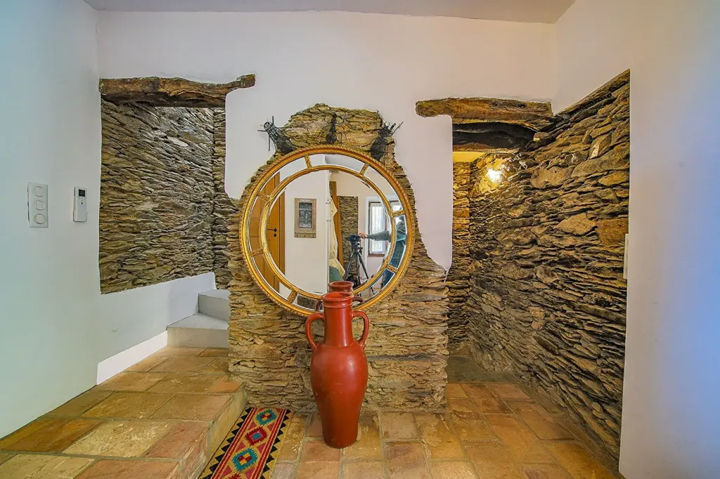 Entrée - Maison de Luxe avec Piscine et Vue Mer à Centuri