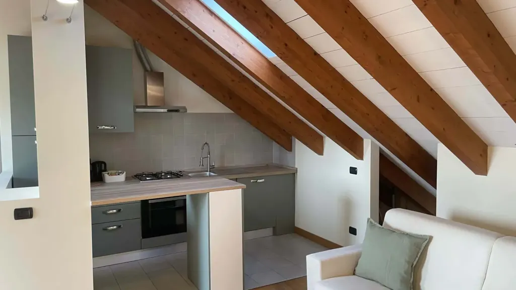 Toad - Mansarded Apartment with Balcony in Seregno
