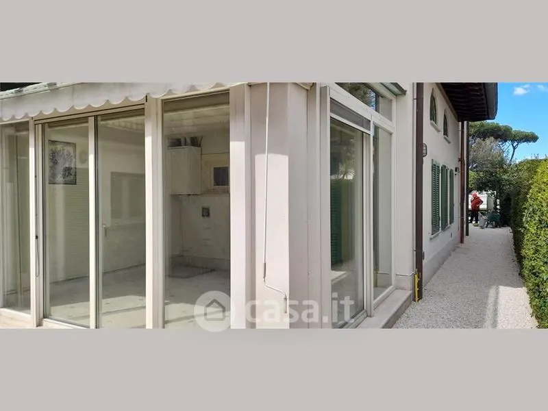 Terrass - Villa with Beach Access in Forte dei Marmi