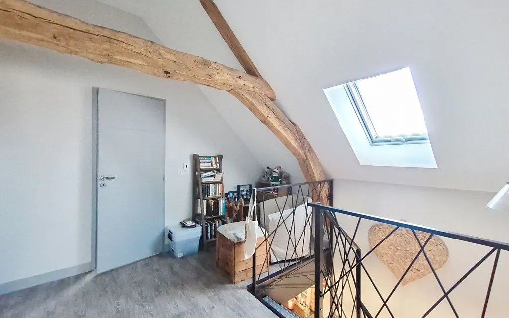 Pièces - Maison Rénovée avec Terrasse à Ingré