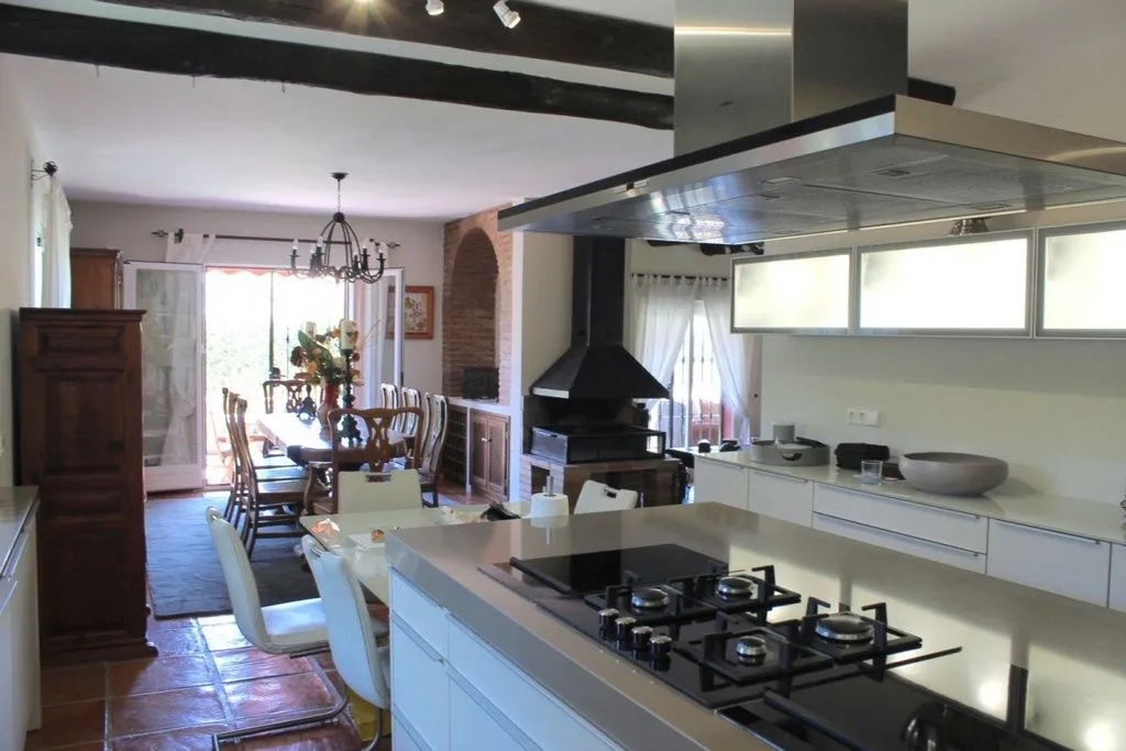 Cuisine - Andalusian Villa with Pool in Estepona