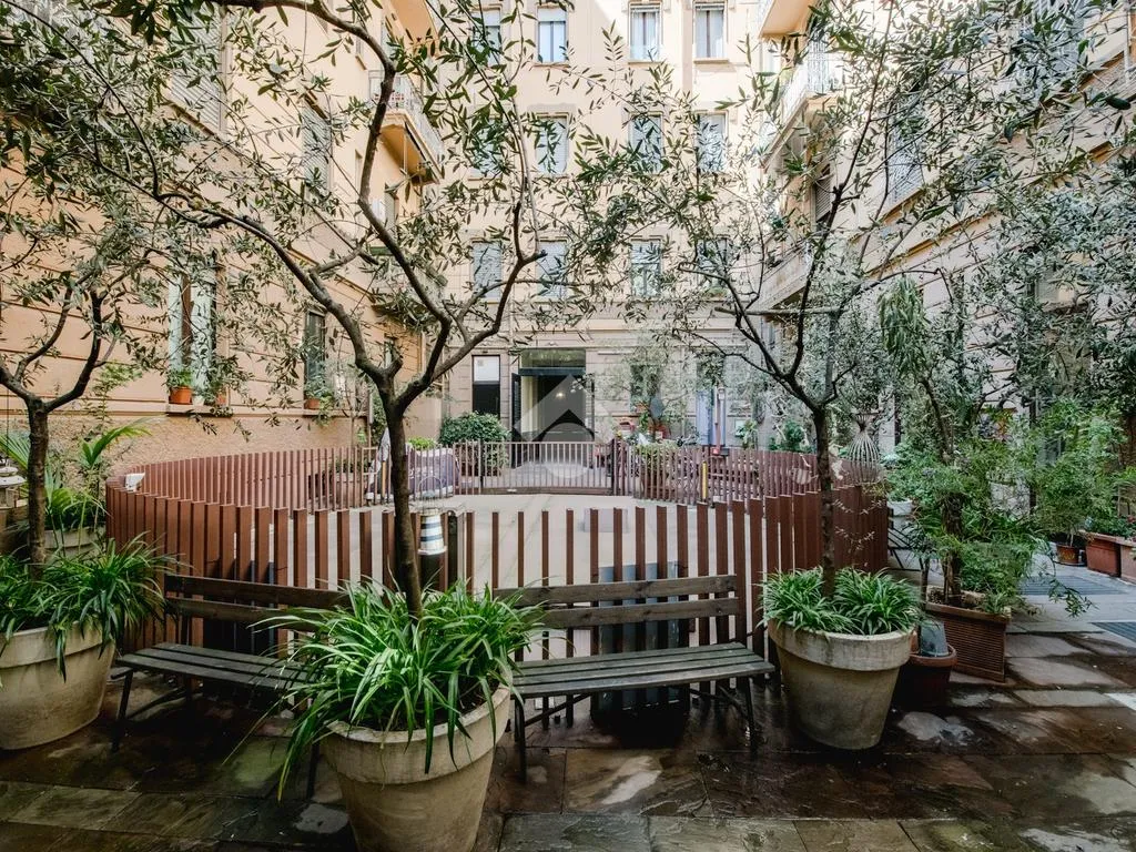 Aed - Retro Loft with Garden View in Milan