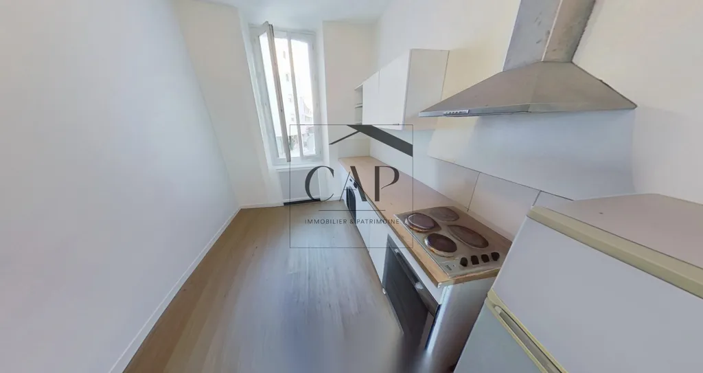 Köök - Characterful 4-Bed Apartment with Terrace in Marseille 10e
