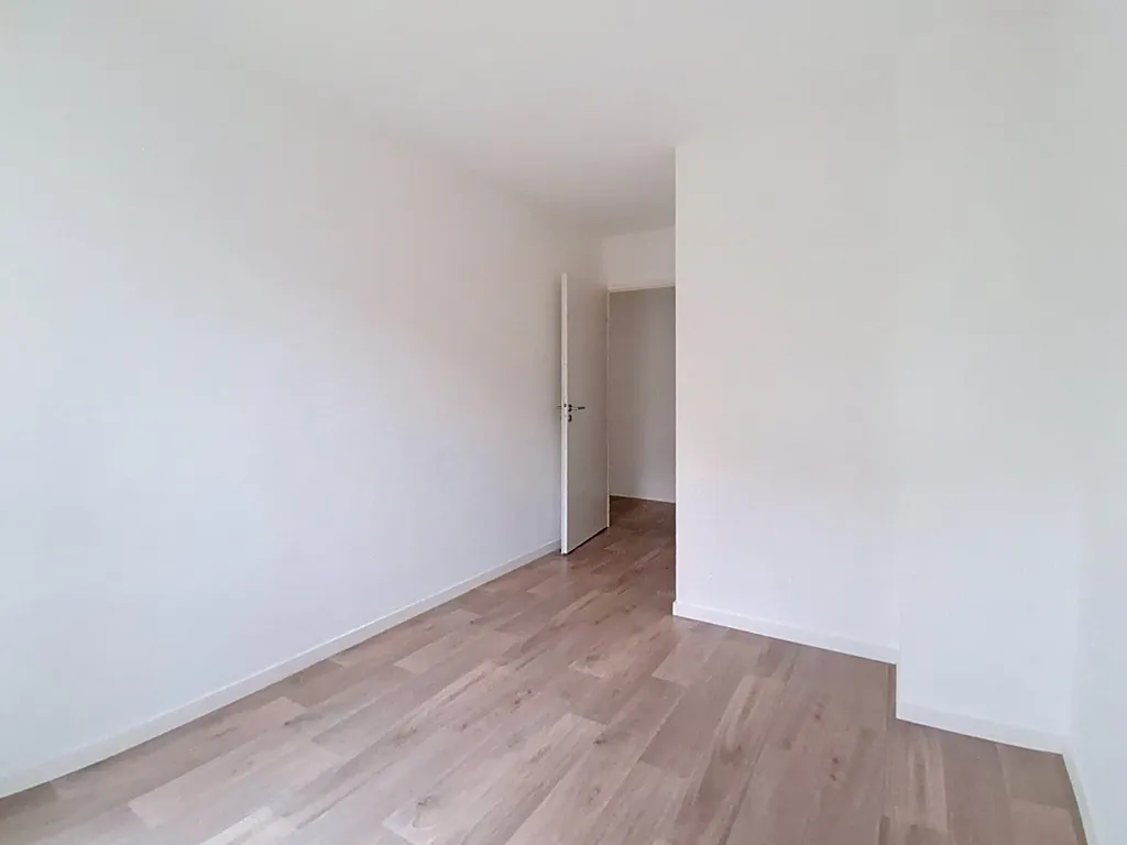 other_room