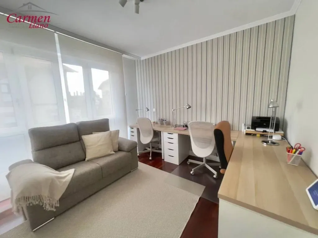 Kabinet - Spacious Apartment with Terrace in Neguri
