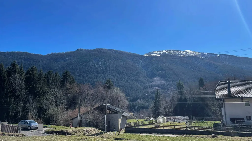 Buildable Plot with Mountain View in Bourget En Huile