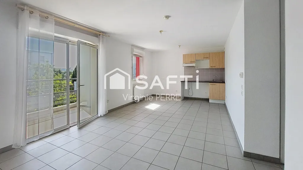 Rooms - 3-Bedroom Apartment with Terrace in Royan