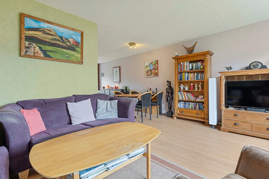 Elutuba - Two-Storey House with Garden in Helmond