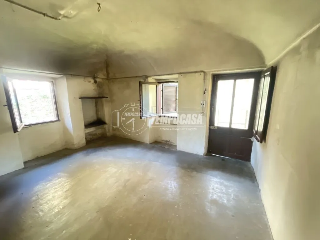 Rooms - Bifamiliar House with Private Courtyard in Agliè