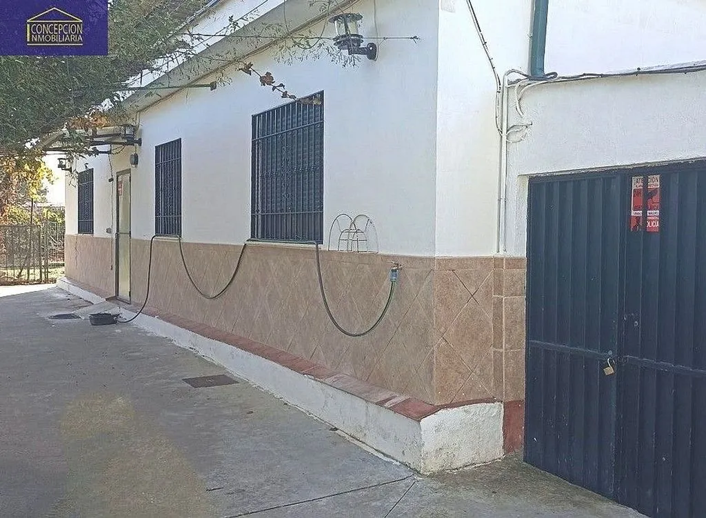 Esterno - Chalet with Pool in Alcolea