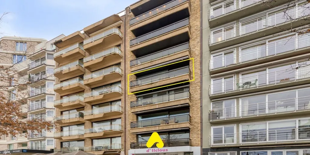 Extérieur - Appartement Central avec Vue sur la Place à De Panne