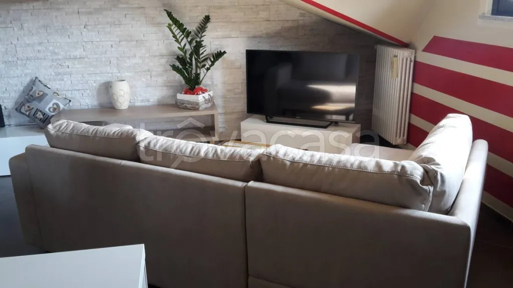 Séjour - Modern Apartment with Balcony in Bagnolo Piemonte