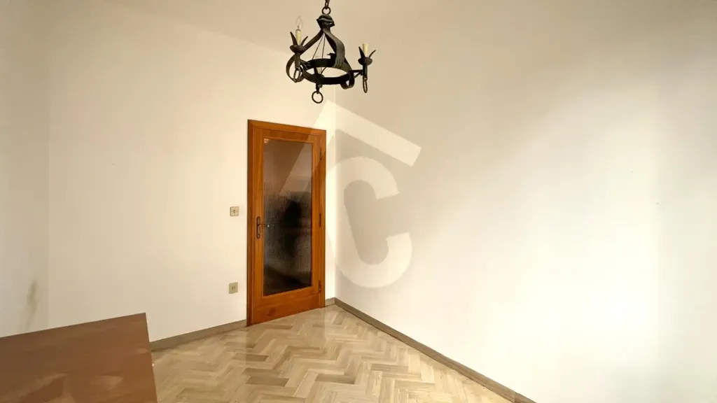 Appartement 4 pièces à IT