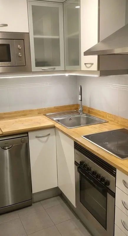 Köök - Furnished Studio with Garage in Patraix