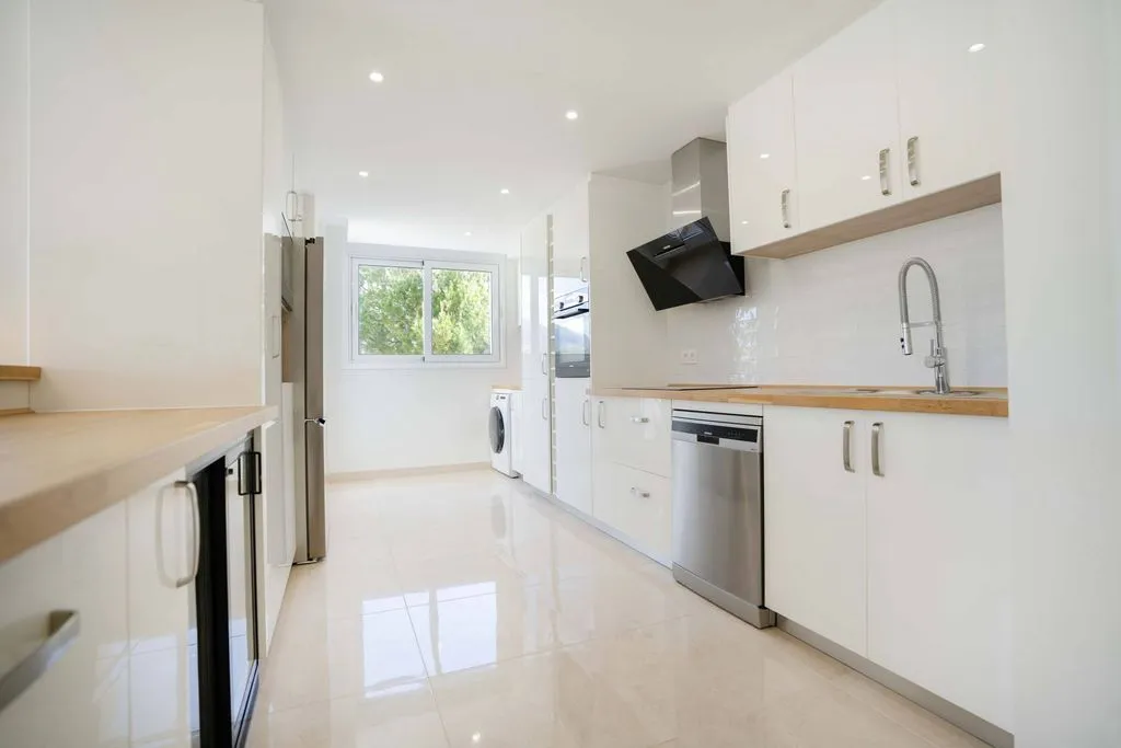 Köök - Penthouse with Golf Course Views in Marbella