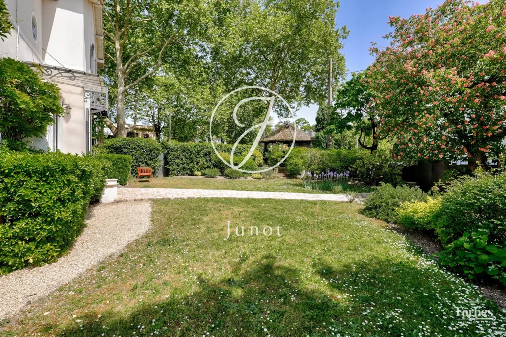 Aed - Historic House with Garden in Chatou