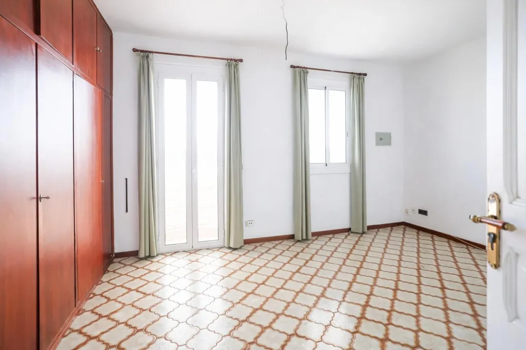 Pièces - Charming Attic with Balcony in Sitges Centre