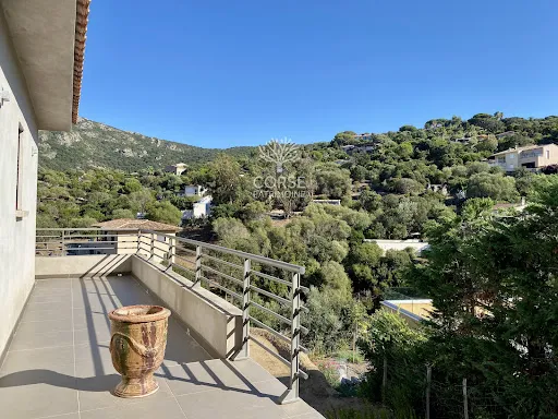 Balcon - Maison de Luxe avec Vue sur la Baie à Campomoro