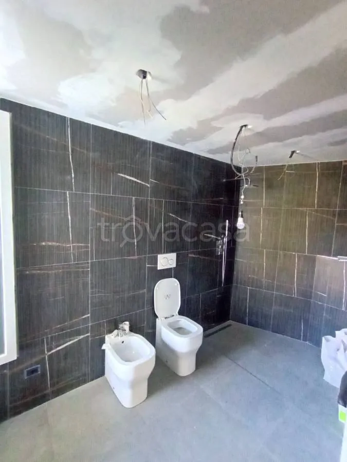 Vannitoad - New Construction House in Nole