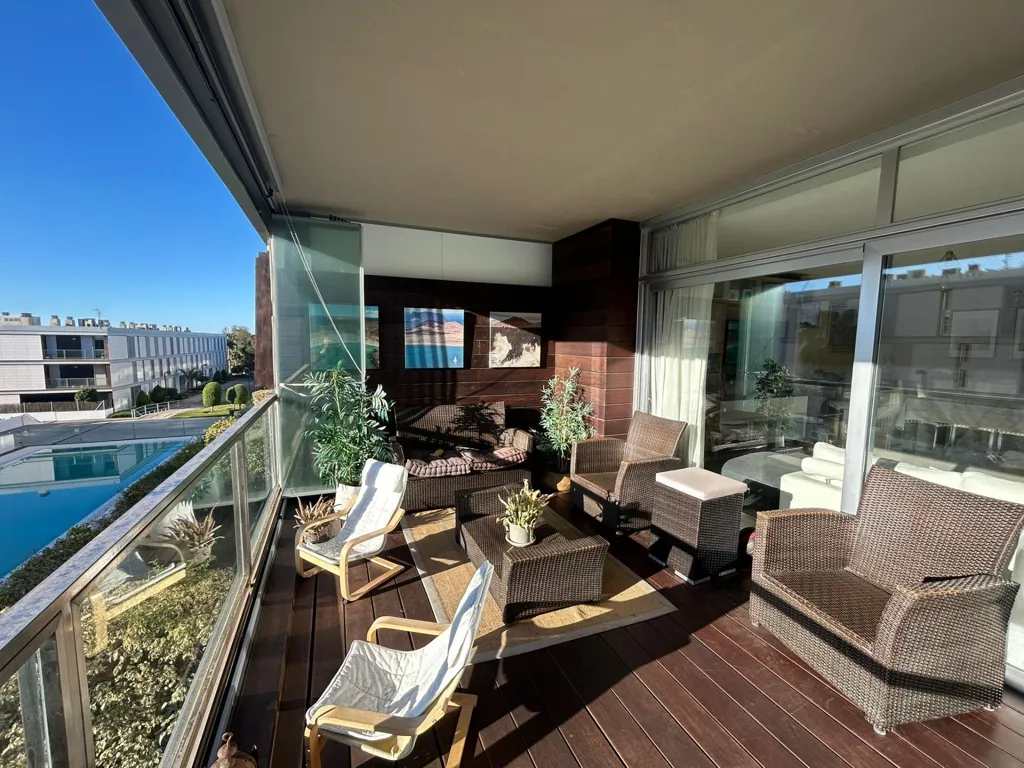Rõdu - Apartment with Pool and Terrace in La Duquesa