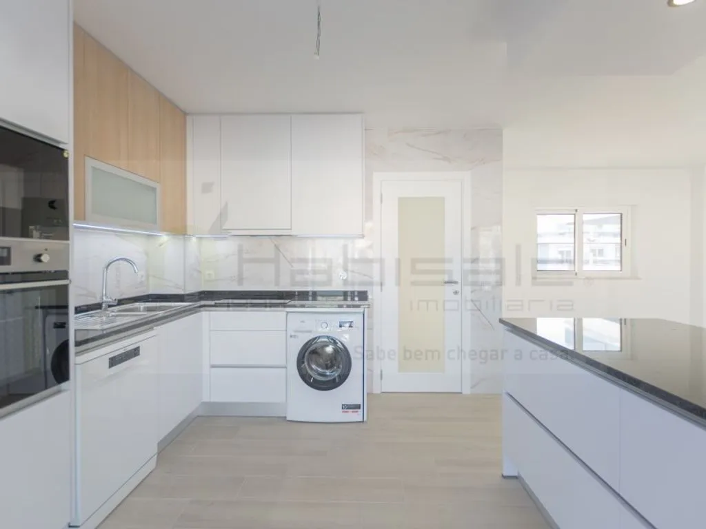 Köök - Luxury Duplex Apartment with Sea View in Praia Lota