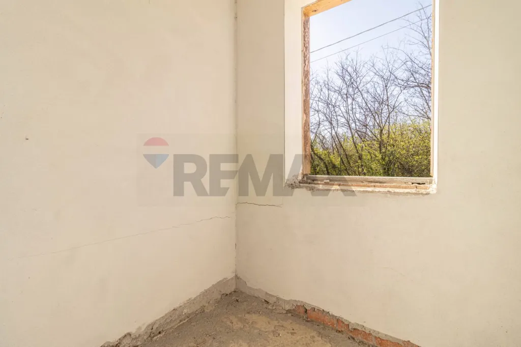Pièces - Rustic Bifamily Villa with Private Garden in Mongrando