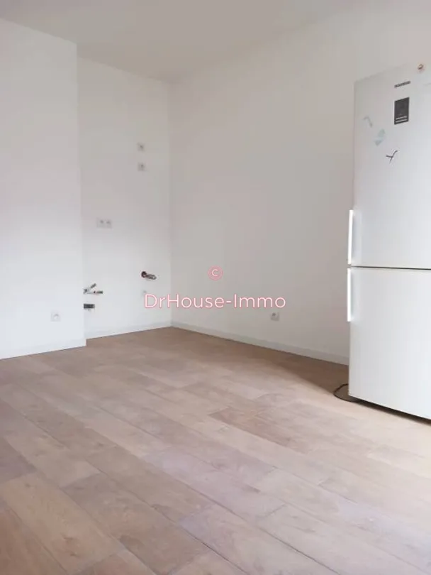Cuisine - Appartement Rénové avec Luminosité à Nice