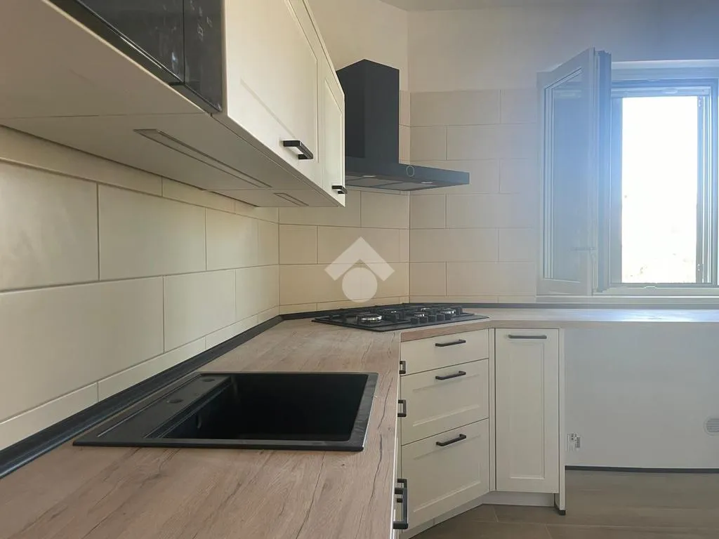 Cucina - Casa indipendente con terrazzo panoramico a San Nicola Manfredi