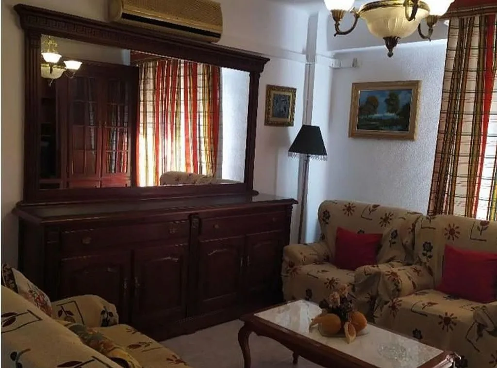 Séjour - Furnished Apartment with Balcony in Granada Centre