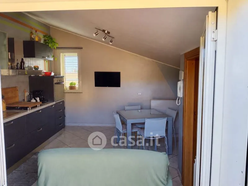 Cucina - Appartamento con terrazzo a Ficarazzi