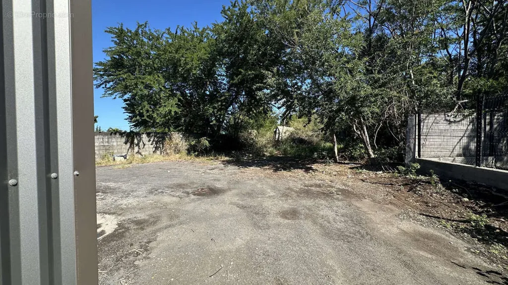 Giardino - Constructible Plot in L'Étang-Salé