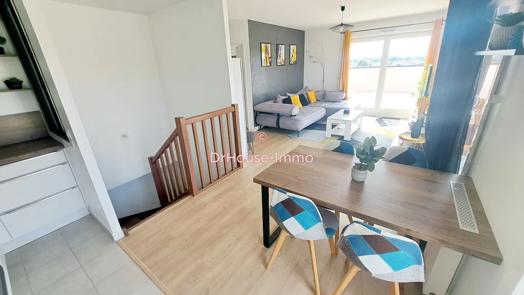 Salle à manger - Duplex avec Terrasses et Vue sur Parc à Champs-sur-Marne
