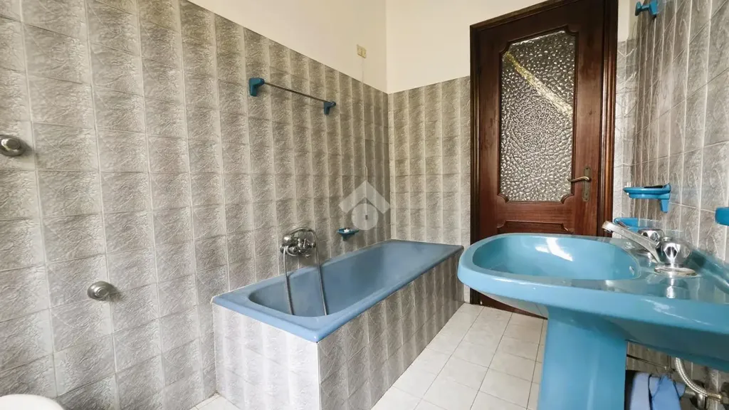 Salles de bain - Villa with Garden in Borgo Virgilio