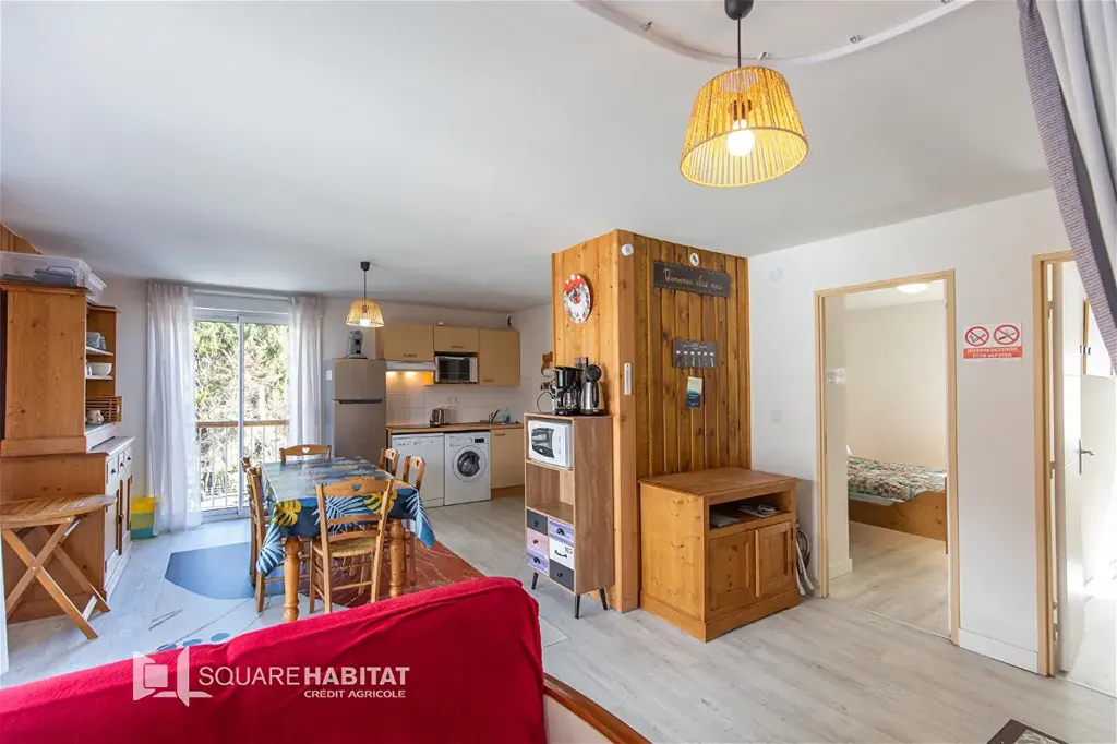 3-Bed Apartment with Mountain View in Barèges