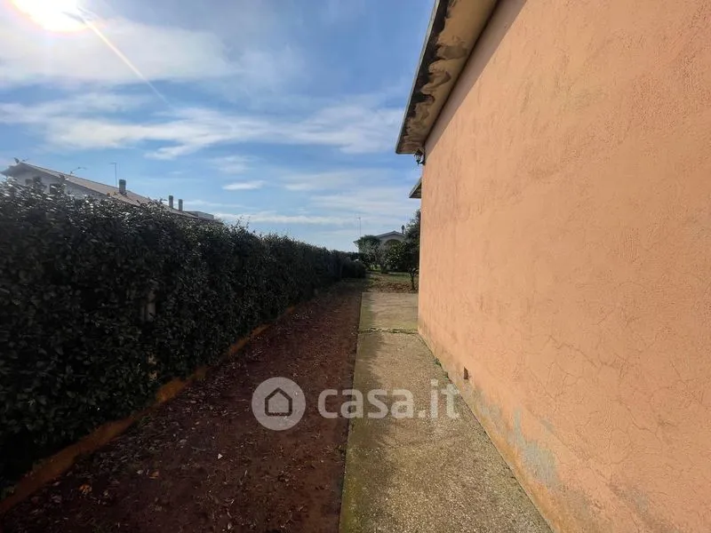 Aed - Villa with Private Garden in Cerveteri